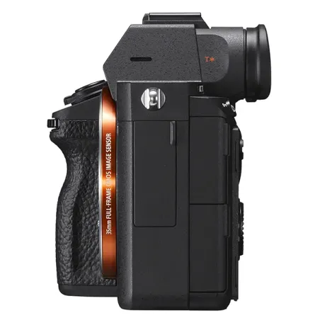 SONY ALPHA 7 III (ILCE-7M3) + SONY LCS-U21